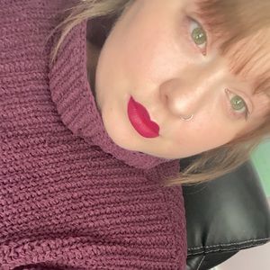 Meet your Posher, Natalie